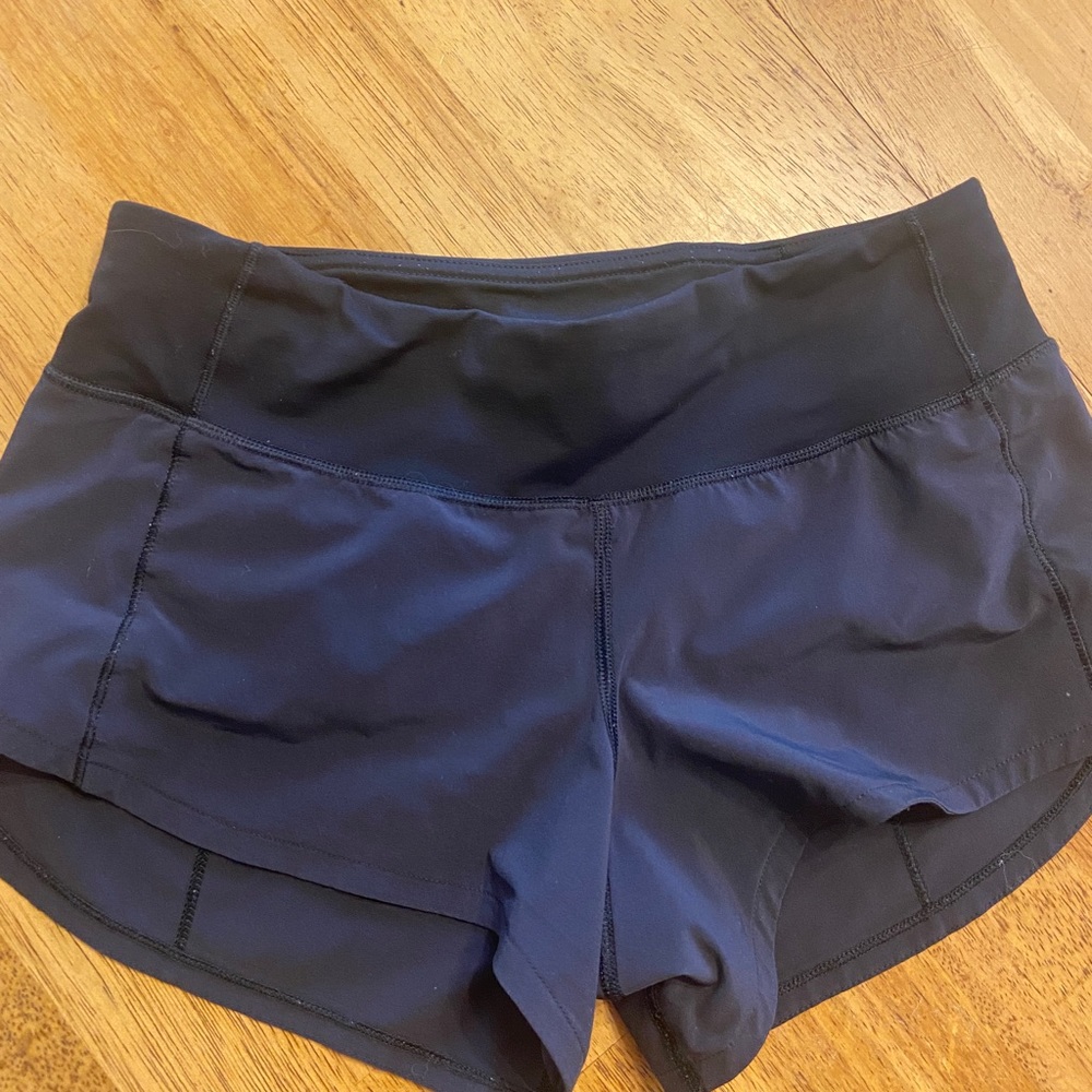 lululemon speed up low rise shorts 2.5”